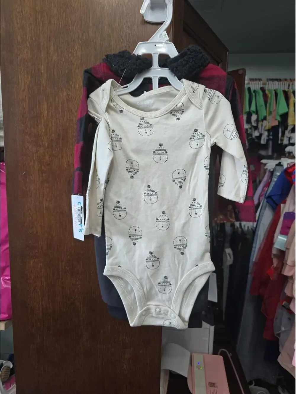 New, three piece outfit from target size nine month item 379
